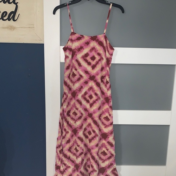 Japna Dresses & Skirts - Japna Pink and Brown Geometric Maxi Dress